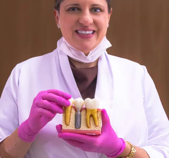 Dra Daiane Paloschi Odontologia - Cirurgiã Dentista - Especialista em Ronco e Apnéia do Sono no Rio de Janeiro