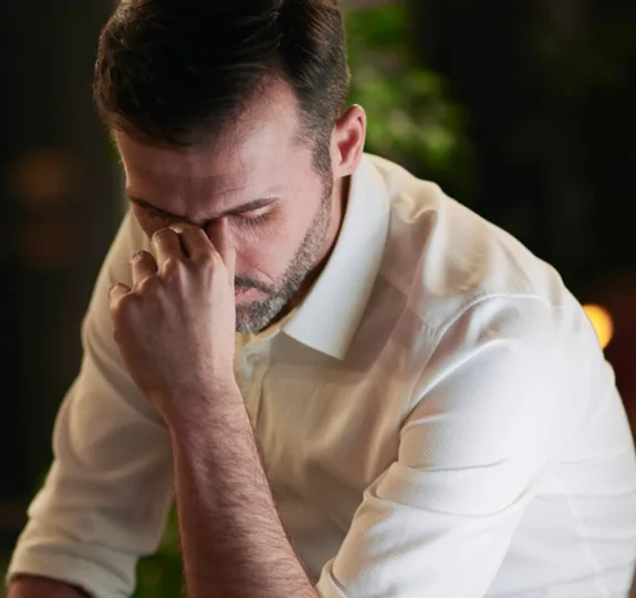 Meu marido ronca: por quê? Estresse e cansaço durante o dia?